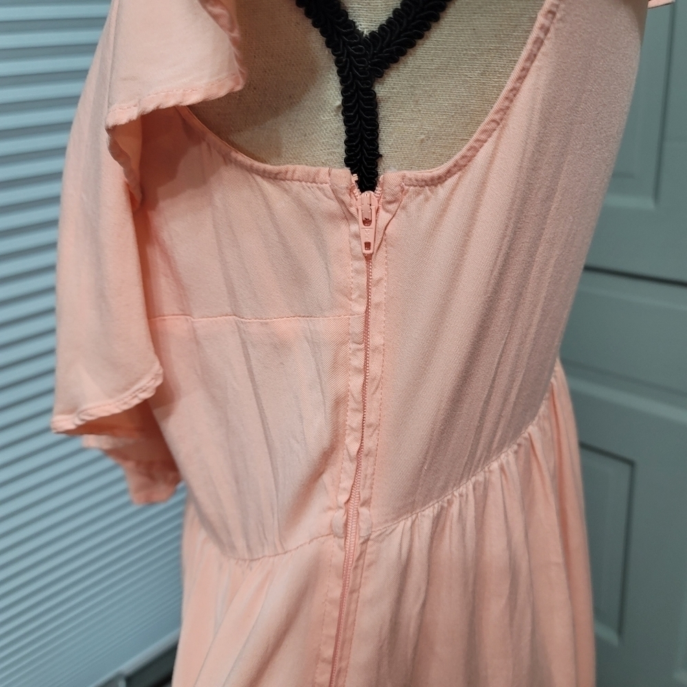 Torrid INSIDER CORAL LACE UP RUFFLE SLEEVELESS HI-LO MAXI DRESS - Picture 7 of 8